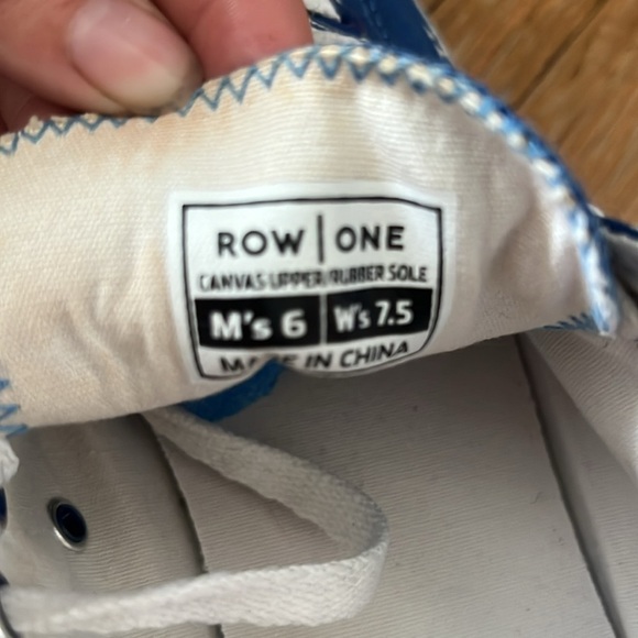 Kansas City Royals Row One Logo Lace Up Shoes - Picture 7 of 8